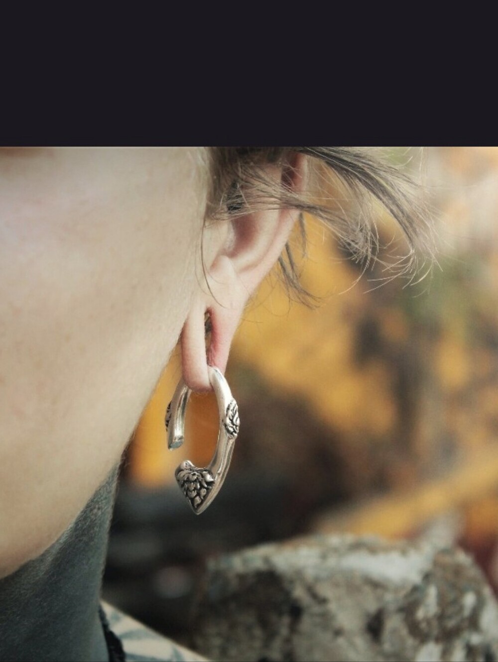 Silver Floral Heart Stretched Hangers 3mm - Women's Jewelry